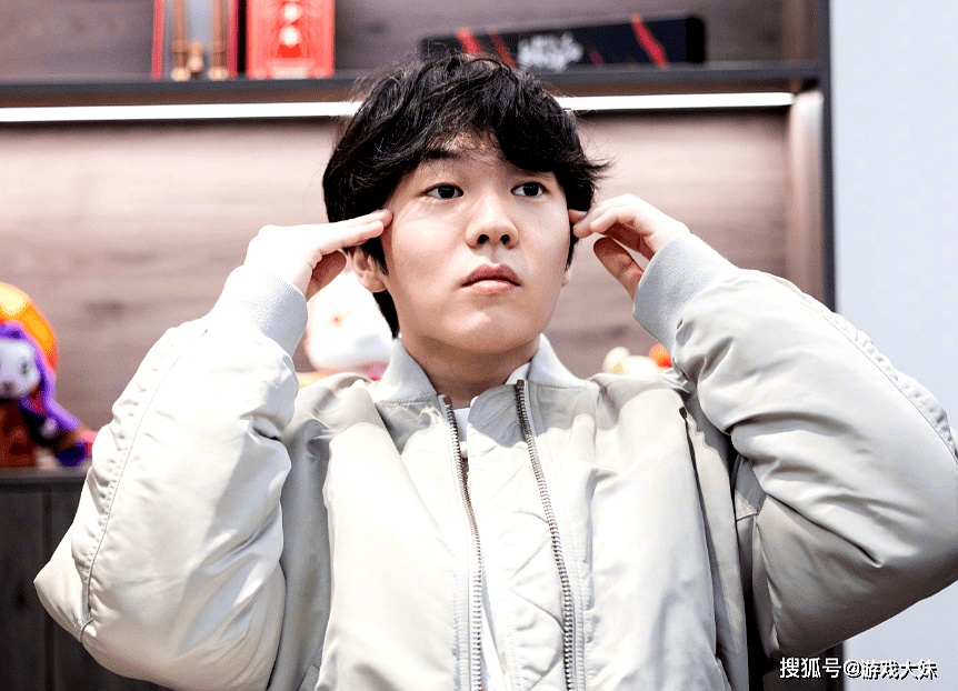 开云-穆雷焦点对战，Rookie与60激战巴塞罗那分钟，出色防守胜负难料！