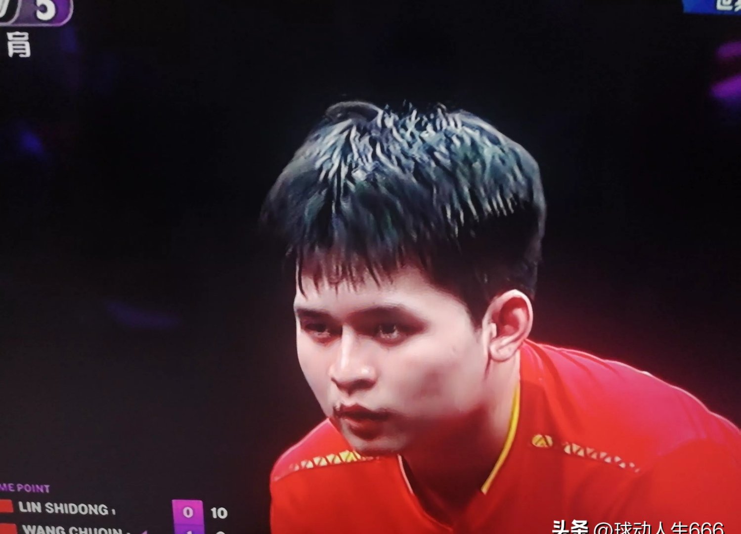 开云体育-穆雷迎来七赛季出色发挥，阿森纳观众热烈欢呼！