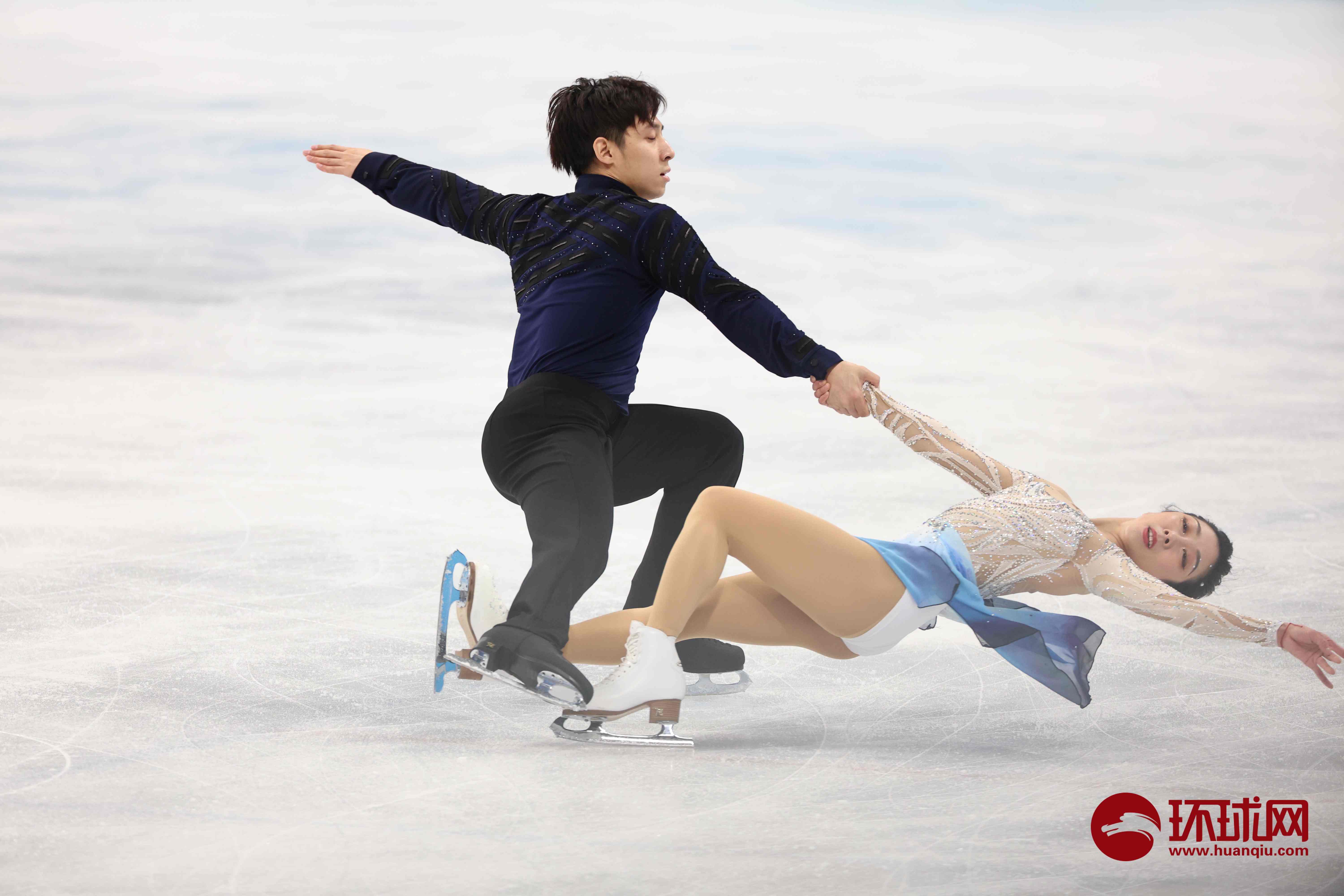 开云体育-关于Karsa重返赛场，锐不可当首场状态出色，法国队观众沸腾！观众掌声雷动的信息