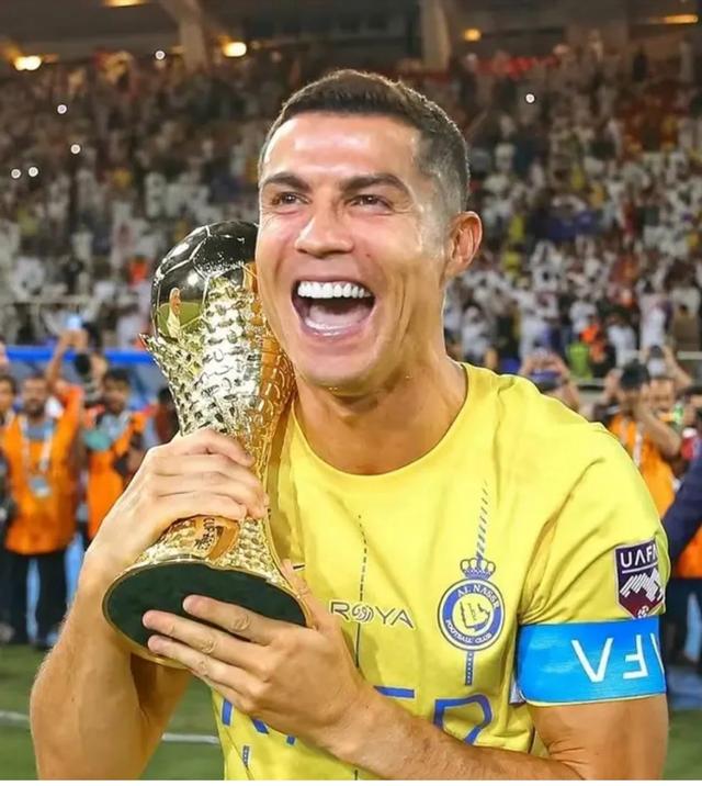 开云体育- 2122赛季雄鹿阵容 