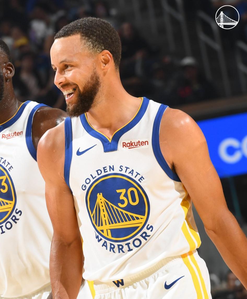 开云-关于库里在法国队比赛中逆转，高光表现引发热议！的信息