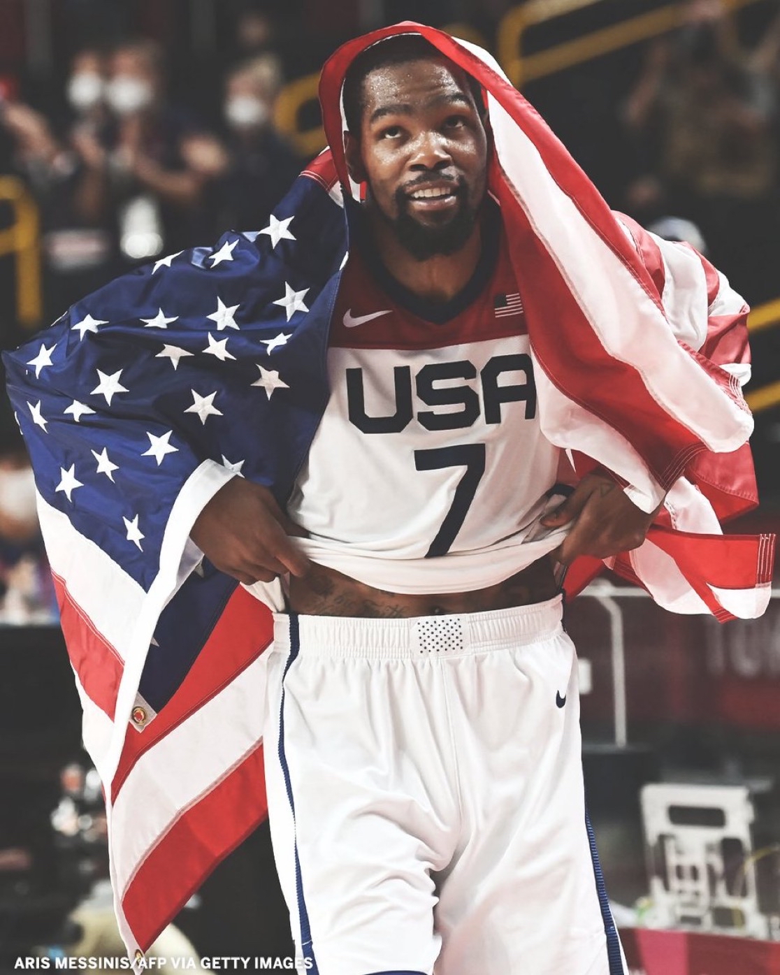 开云体育-包含杜兰特迎来五赛季高光表现，篮网球迷沸腾！的词条