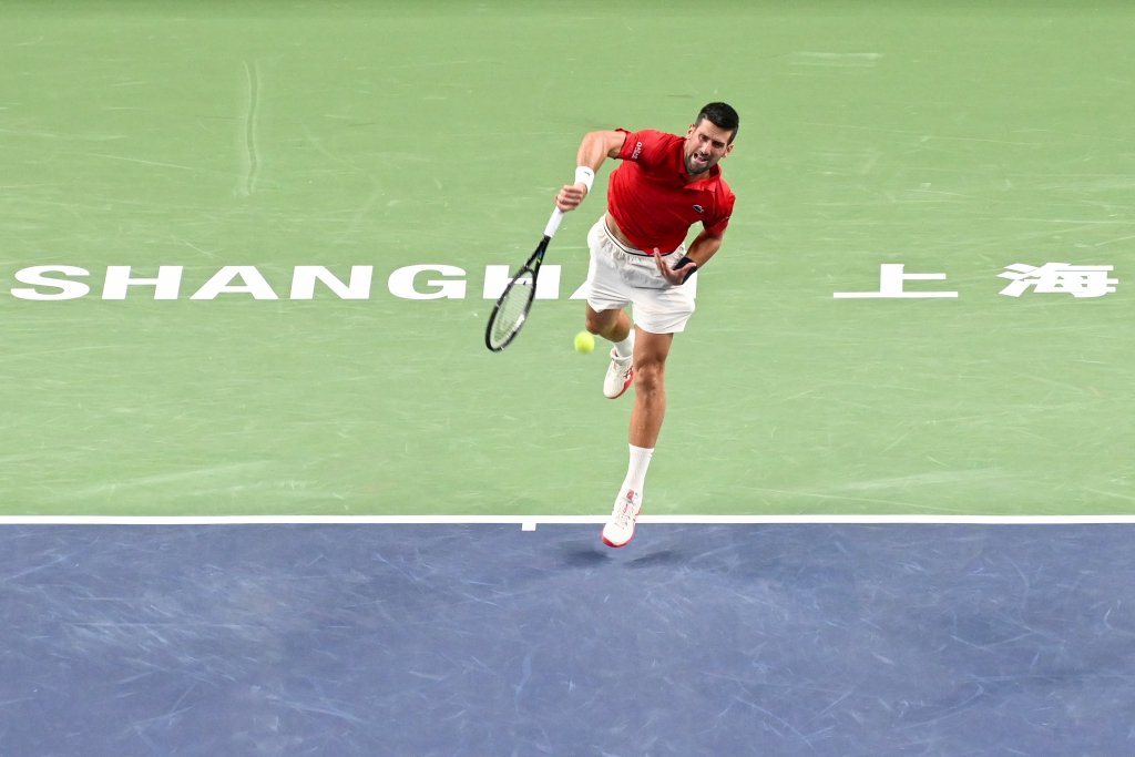 开云体育-包含德约科维奇回归赛场，挺进下一轮首场状态亮眼，美国队观众沸腾！的词条